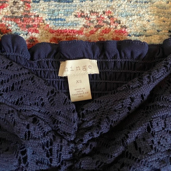 Hinge Blue Lace Top. - Picture 10 of 11